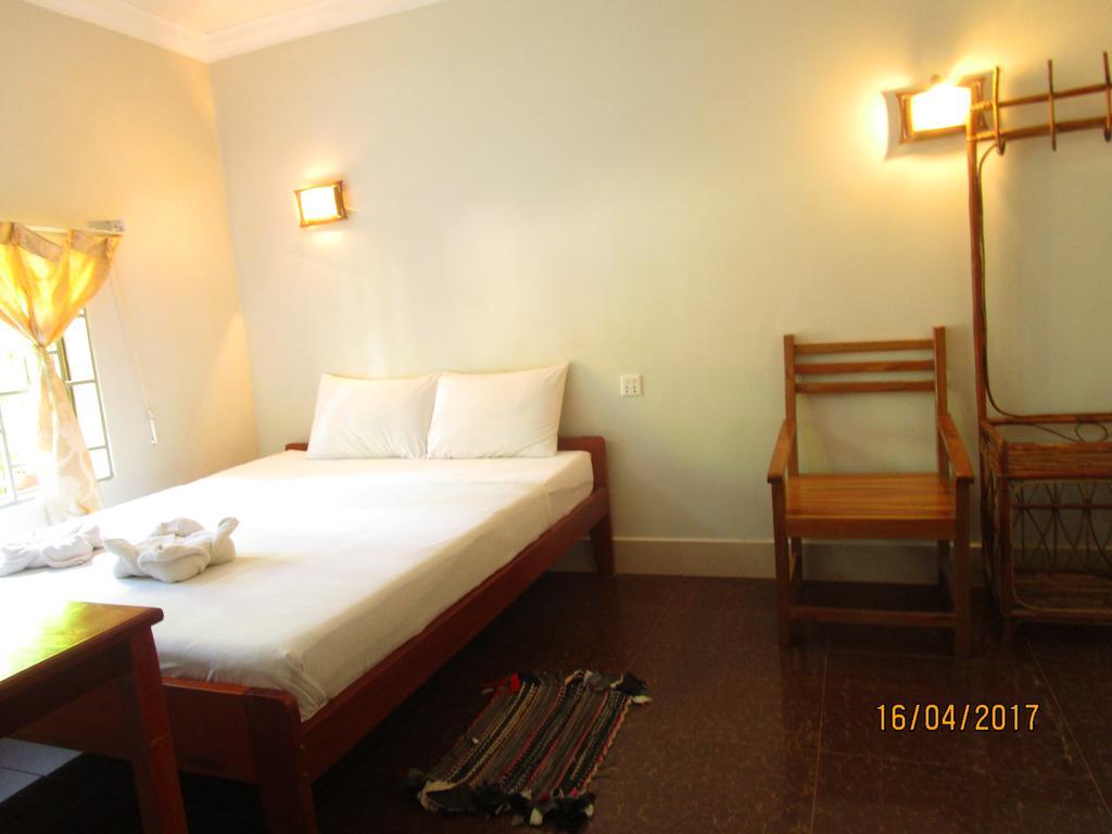 Visal Sak Guesthouse Kep Extérieur photo